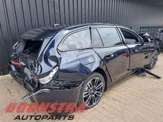 BMW 5-serie 5 serie Touring (G61), Combi, 2024 530e 2.0 TwinPower Turbo 16V picture 4