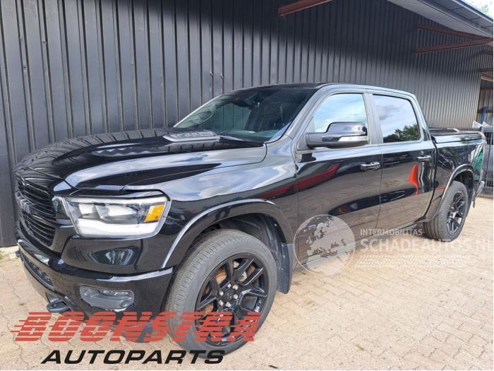 Dodge Ram 1500 Crew Cab, Quad Cab (DT), Pick-up, 2018 5.7 Hemi V8 4x4