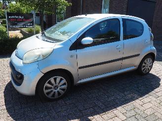 uszkodzony samochody osobowe Citroën C1 1.0-12V Ambiance 2006/9