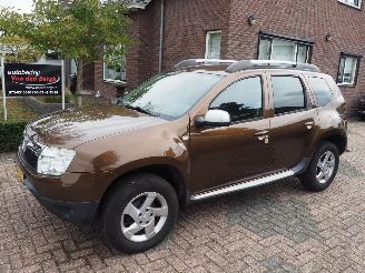 Unfallwagen Dacia Duster 1.6 Laureate 2WD 2010/7