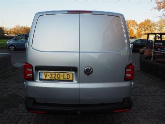 Volkswagen Transporter 2.0 TDI L1H1 picture 5