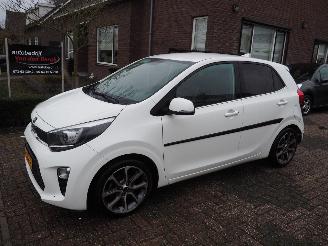 Unfallwagen Kia Picanto 1.0 CVVT Design Edition 2018/6