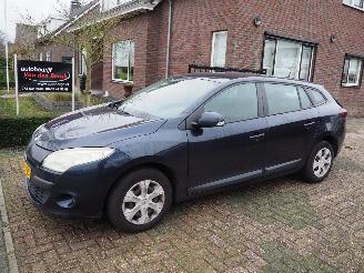 Unfallwagen Renault Mégane 1.5 DCI Dynamique 2010/6