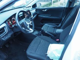 Kia Stonic 1.0 T-Gdi MHEV DynamicLine picture 23