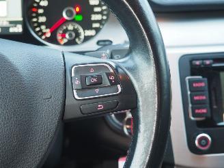 Volkswagen Passat 1.4 tsi High Exe l picture 17