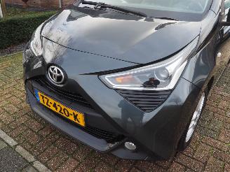 Toyota Aygo 1.0 VVT-i X-Joy picture 7
