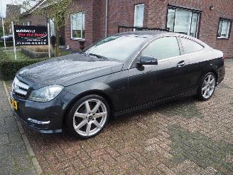 Schadeauto Mercedes C-klasse 180 Coupe Amg Line Motorschaden 2015/2