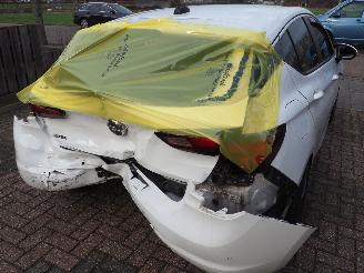 Opel Astra 1.0 t 120 edition picture 10