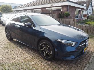 Mercedes A-klasse 250 E Advantage hybride picture 3