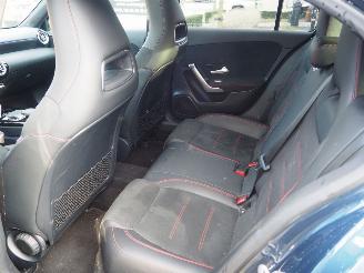 Mercedes A-klasse 250 E Advantage hybride picture 25