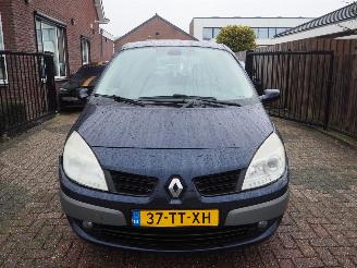 Renault Scenic 1.6-16V Business Line picture 2
