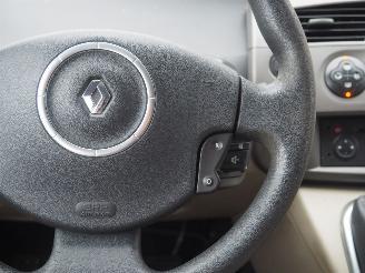 Renault Scenic 1.6-16V Business Line picture 16