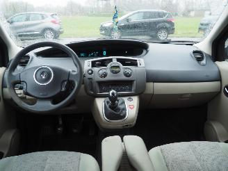 Renault Scenic 1.6-16V Business Line picture 13