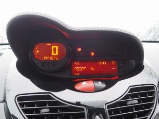 Renault Twingo 1.2-16V Night&Day picture 18