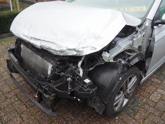 Volkswagen Polo 1.0 TSI DSG 2X R-Line Highline Business picture 9