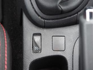 Renault Clio 0.9 TCe Authentique picture 16