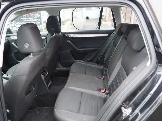 Skoda Octavia 1.0 TSI Ambition Business Dsg picture 22