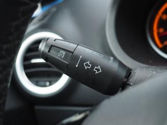 Opel Corsa 1.4-16V Opc-Line picture 13