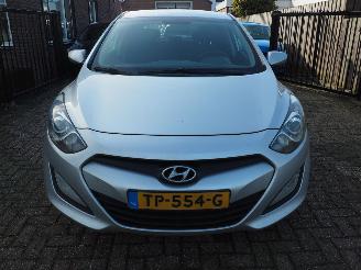 Hyundai I-30 1.4i picture 2