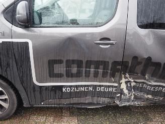 Citroën Jumpy 2.0 BlueHdi 120 Business Dark Edition picture 9