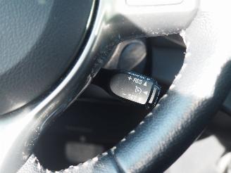 Toyota Yaris 1.5 Hybrid Dynamic picture 16