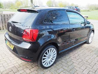 Volkswagen Polo 1.0 picture 4