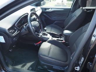 Ford Focus 1.0 EcoBoost Hybrid ST Line picture 24