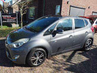 Schadeauto Hyundai Ix20 1.4i I-Motion 2011/3