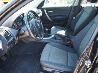 BMW 1-serie 116i picture 15