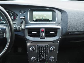 Volvo V-40 2.0 D4 Summum Business picture 19