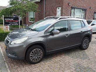 Schadeauto Peugeot 2008 1.2 Vti Active Pack Premium 2014/4