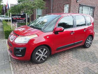 Vaurioauto  passenger cars Citroën C3 picasso 1.4 Vti Tendance 2013/11