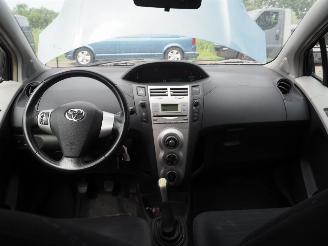 Toyota Yaris 1.3 VVTi Sol picture 19