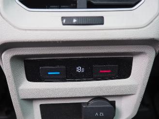 Volkswagen Tiguan 2.0 Tdi R-Line Connected Serie picture 30