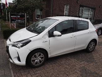 Coche accidentado Toyota Yaris 1.5Hybrid Active 2019/9