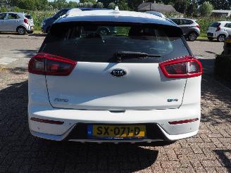 Kia Niro 1.6 Gdi Hybrid DynamicLine Motorschade picture 5