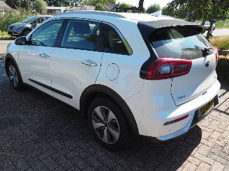 Kia Niro 1.6 Gdi Hybrid DynamicLine Motorschade picture 6
