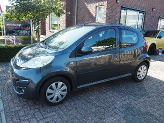  Peugeot 107 1.0 Active Automaat 2012/6