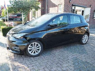 Schadeauto Renault Zoé R135 Zen 52Kwh HUUR ACCU 2020/11