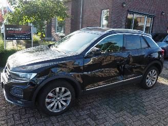 krockskadad bil auto Volkswagen T-Roc 1.0 Tsi Sport 2019/1