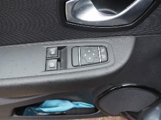 Renault Clio 1.5 Dci Limited Automaat picture 26