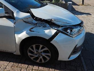 Toyota Corolla 1.6 picture 11