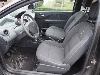 Renault Twingo 1.2-16V Dynamique picture 24