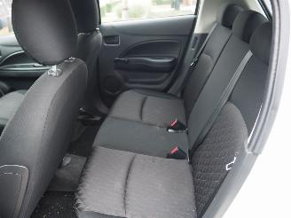Mitsubishi Space-star 1.2 Connect+ picture 23