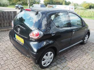 Toyota Aygo 1.0-12V Comfort Automaat picture 4