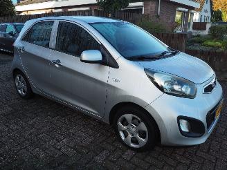 Kia Picanto 1.2 CVVT Comfort Pack picture 3