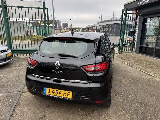 Renault Clio 1.2 16V 54KW AIRCO picture 6