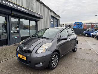 krockskadad bil auto Toyota Yaris 1.3 AIRCO 5-DEURS 2010/6