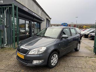 Schadeauto Peugeot 3008 1.6 THP GT 115KW AIRCO LEER 2009/6