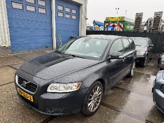 Coche accidentado Volvo V-50 2.0D Sport 107kw 2010/5